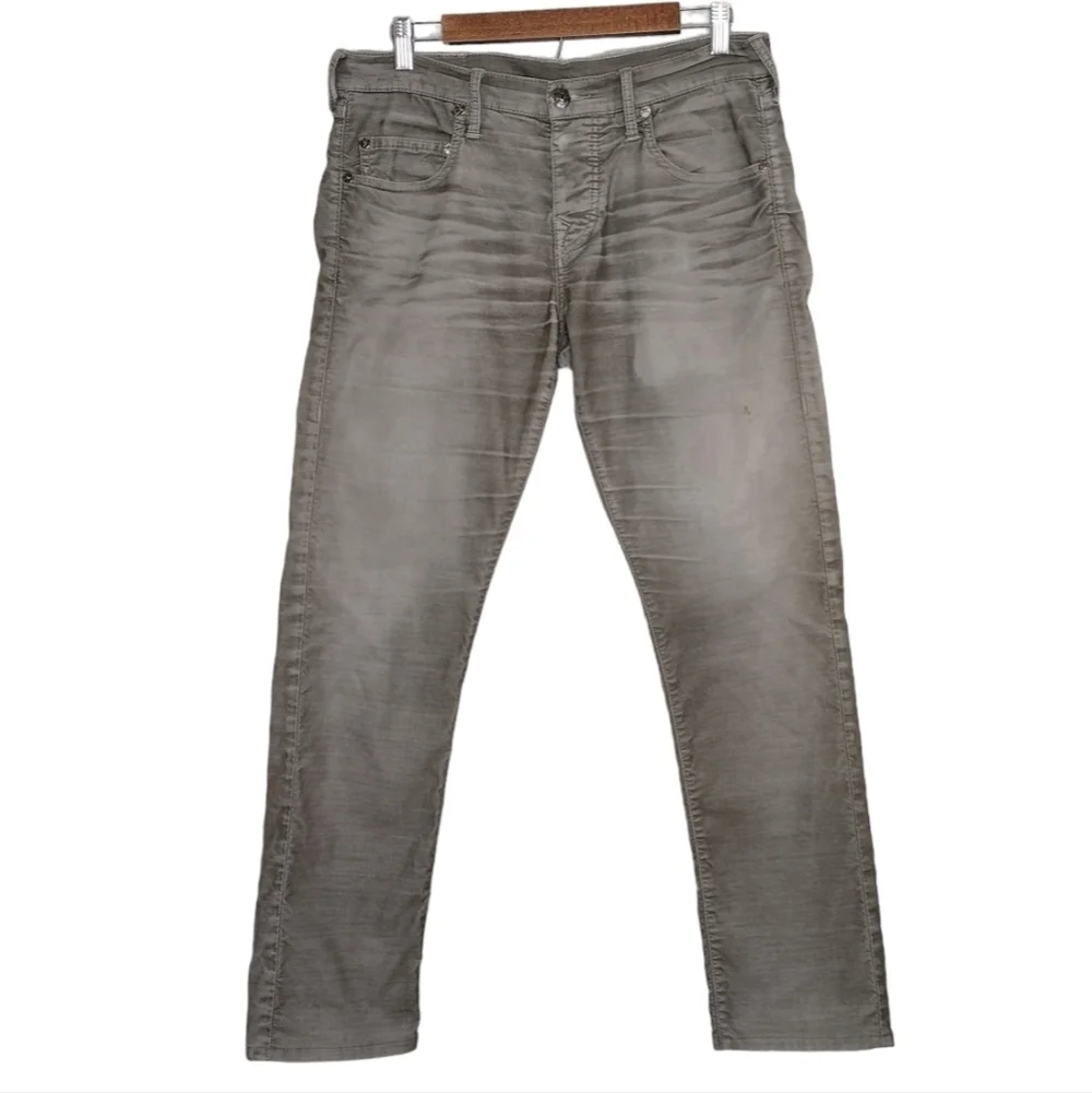 True Religion TRBJ Men's Distressed Pants
